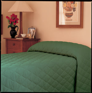 WP1C75877 Martex Solid Forest Green Queen 100x118 Bedspread at $51.14/ea 4 ea Case Price